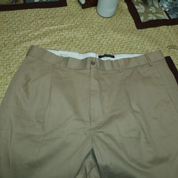 New Architect Straight Fit Khaki Wrinkle Resistant Men's 40/32 - Picture 2 of 3